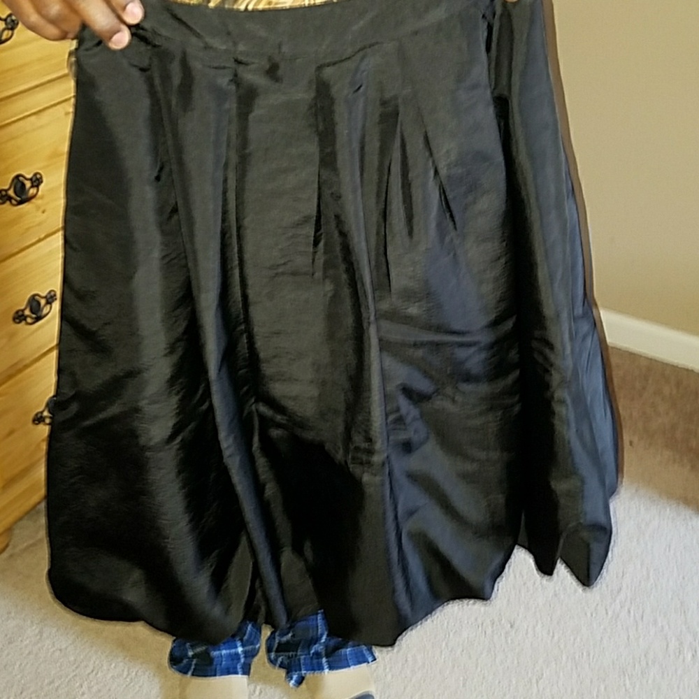Black skirt